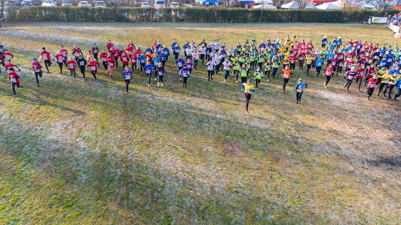 ATLETICA Quasi 1200 atleti a Noventa Padovana per la prova inaugurale della stagione regionale sui prati